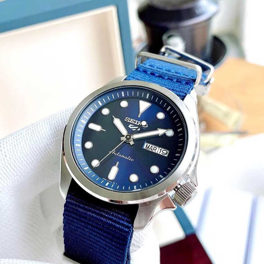Đồng Hồ Nam Seiko 5 Sports Beater SRPE63K1 Chính Hãng