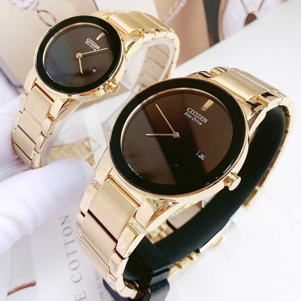Đồng hồ mặt số đen dây kim loại vàng
