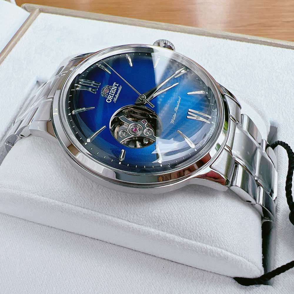Đồng hồ mặt số xanh lộ cơ dây kim loại