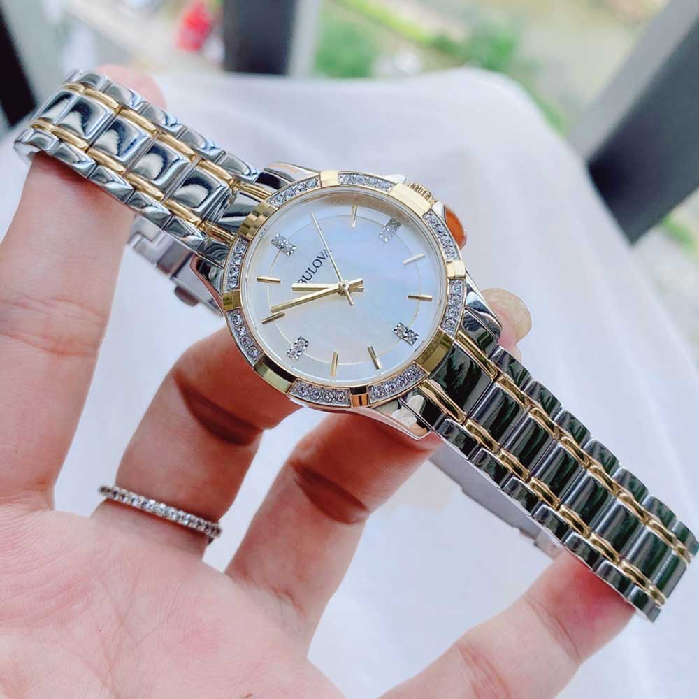 Đồng hồ nữ mặt số trắng dây kim loại demi đeo trên cổ tay