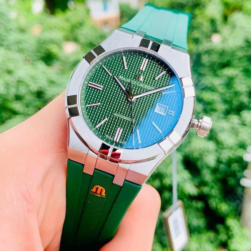 Đồng hồ mặt số xanh lá dây cao su xanh