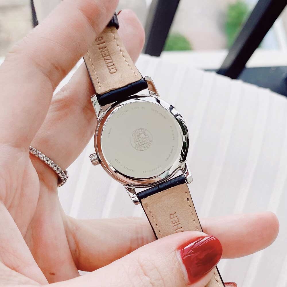 Đồng hồ Citizen EW1568 04A