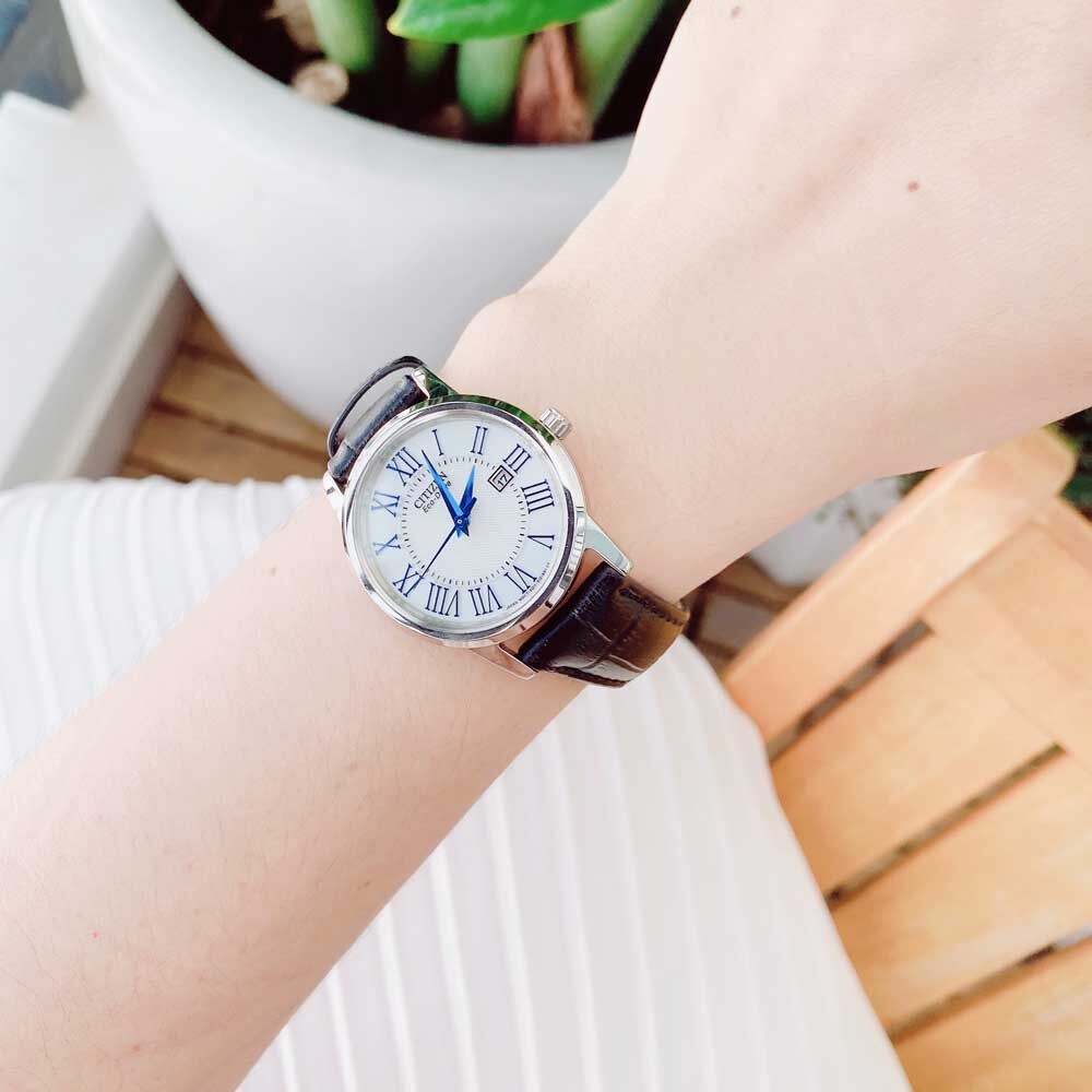 Đồng hồ Citizen EW1568 04A