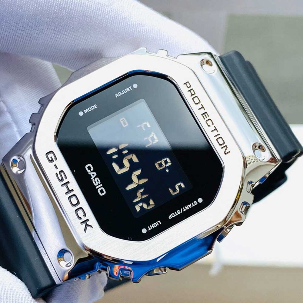Đồng hồ Casio G Shock GM 5600 1DR