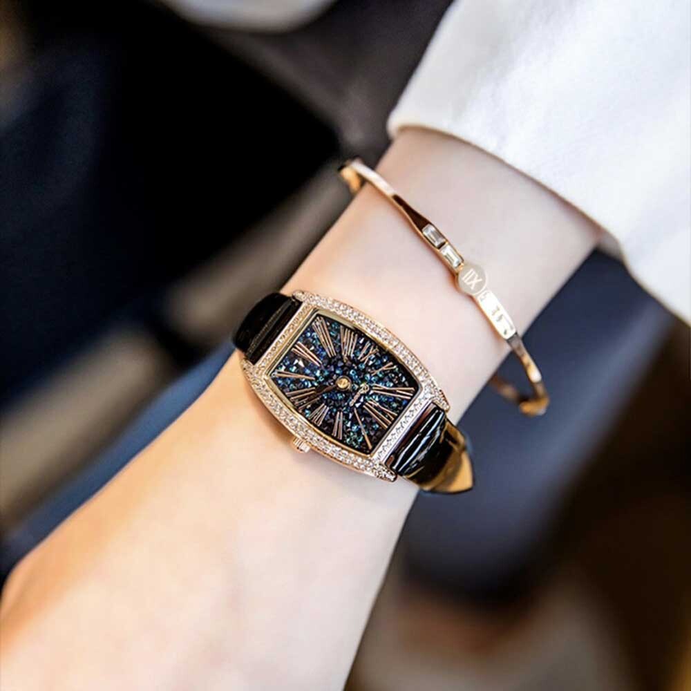 Đồng hồ Davena