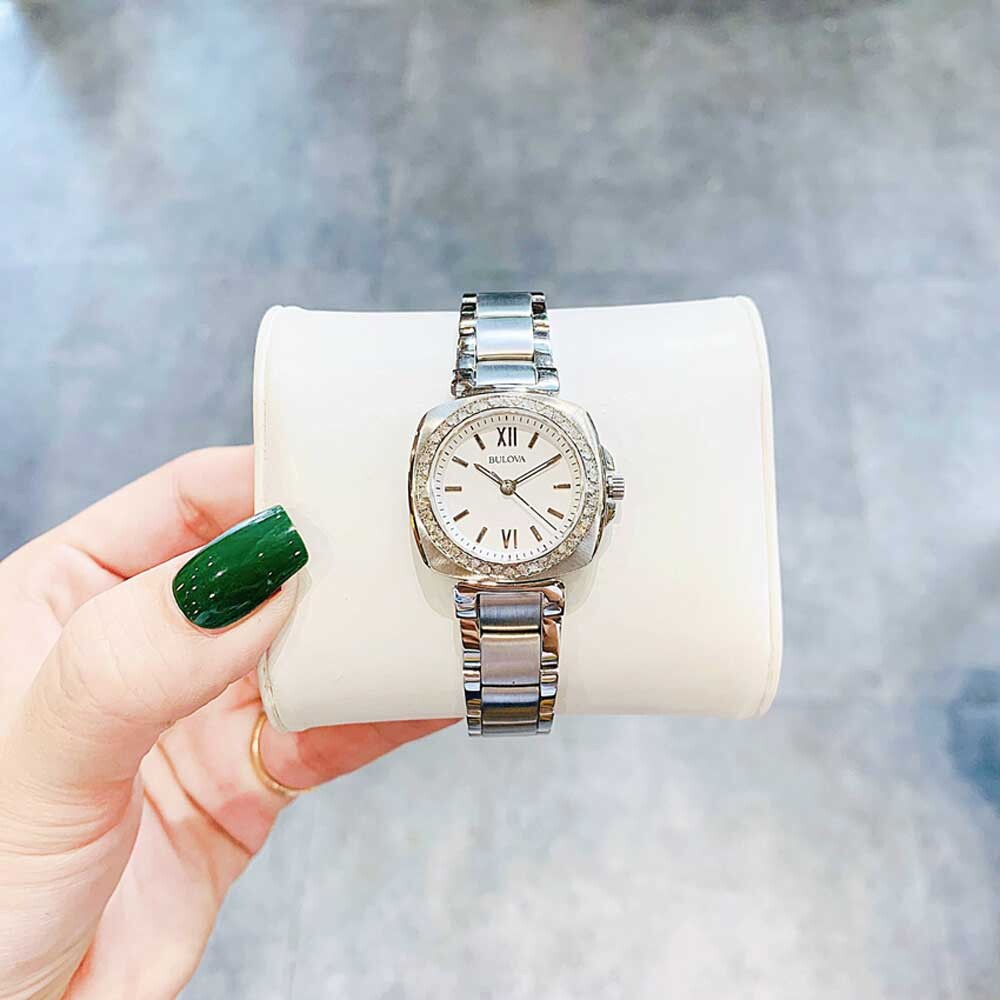 Đồng hồ Bulova