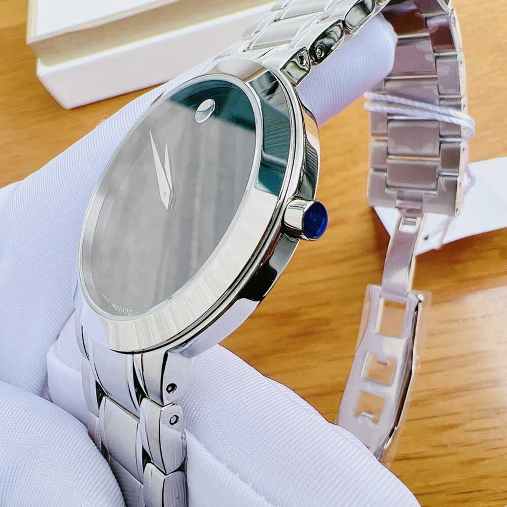 Đồng hồ Movado