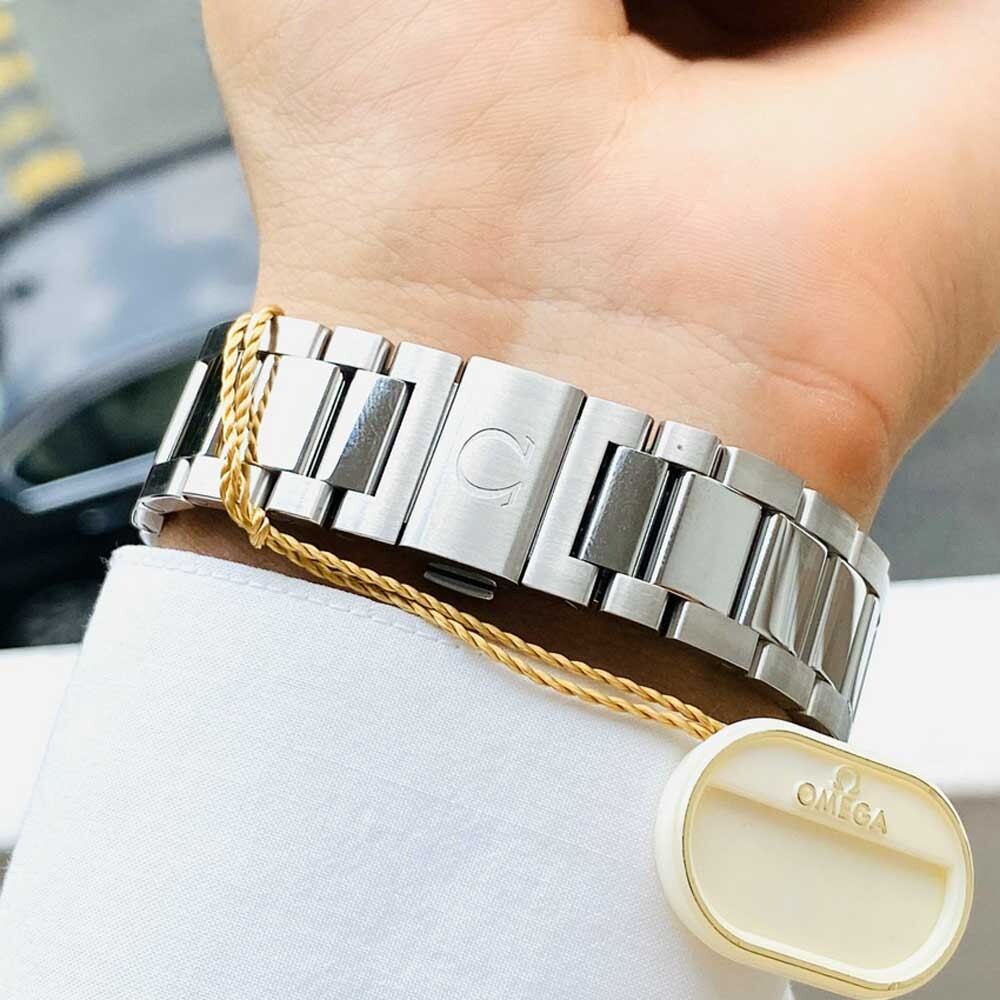 Đồng hồ Omega