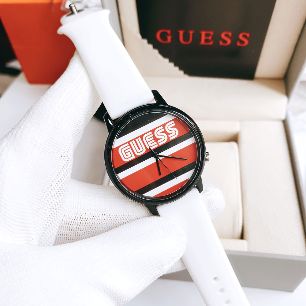 Đồng hồ Guess