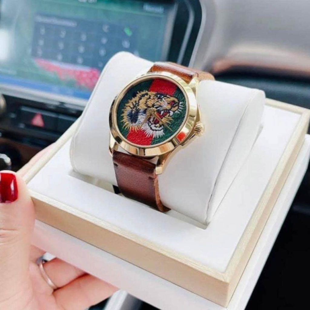 Đồng hồ Gucci YA126497