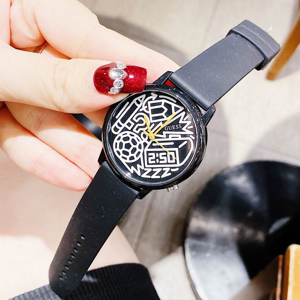 Đồng hồ Guess