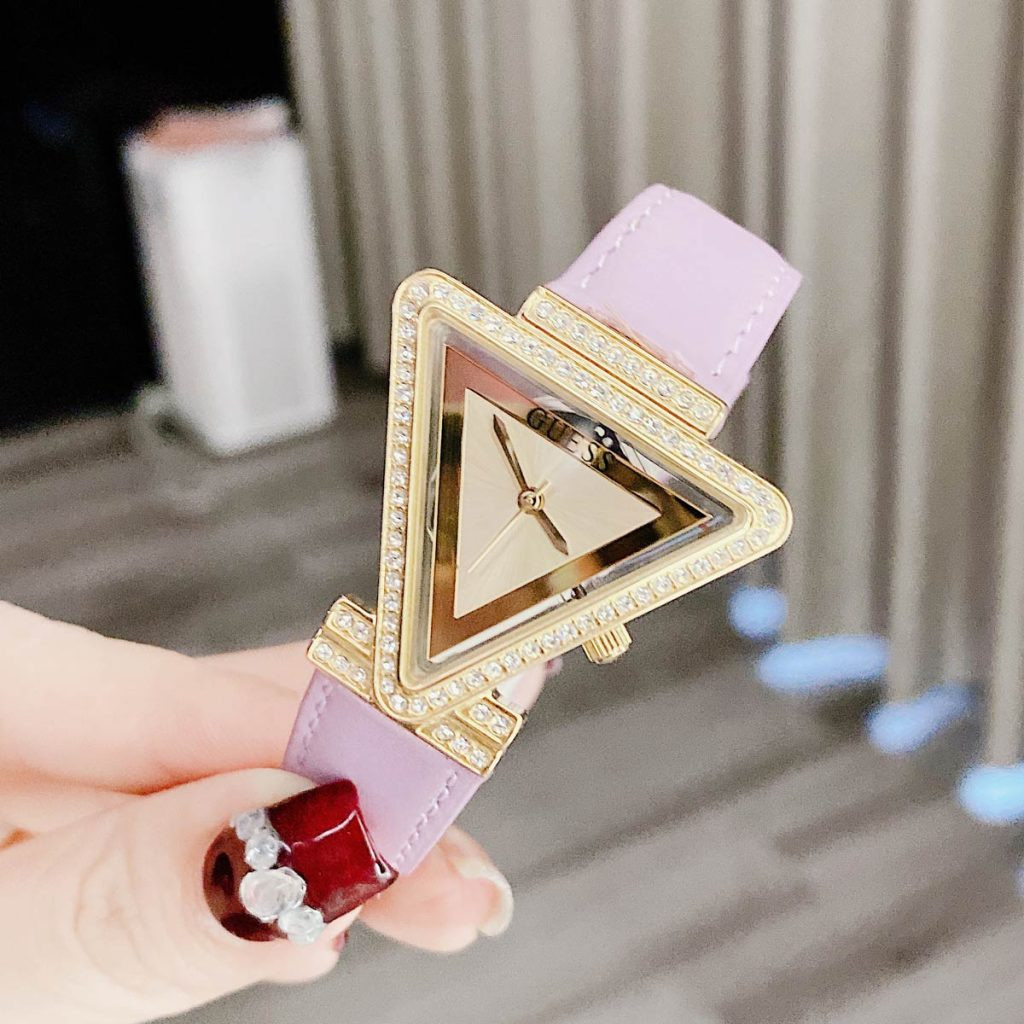 Đồng hồ Guess