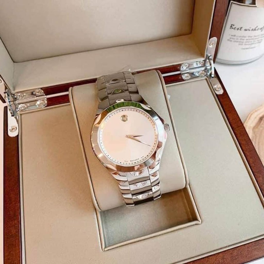 Đồng hồ Movado