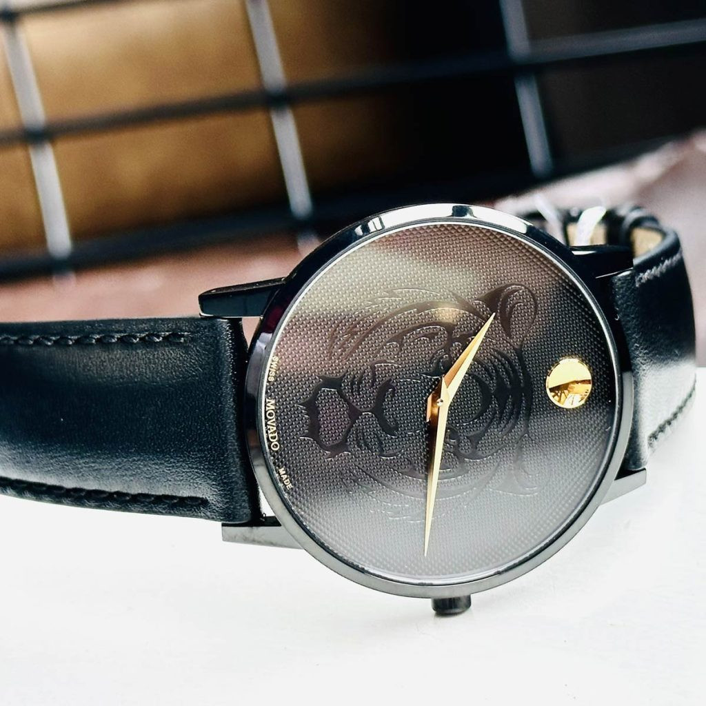 Đồng hồ Movado