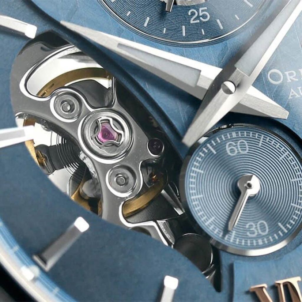 Đồng hồ Orient RE AV0B08L00B