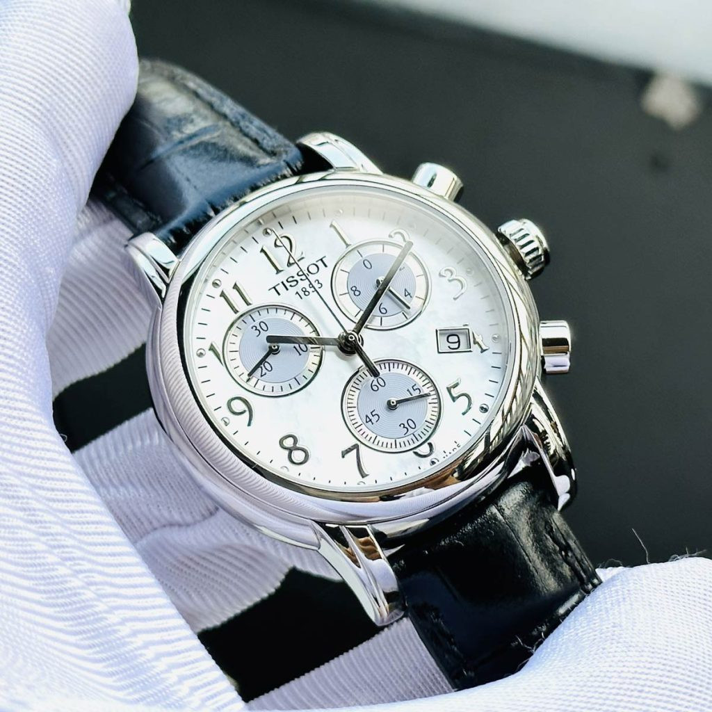 Đồng hồ Tissot T050 217 16 112