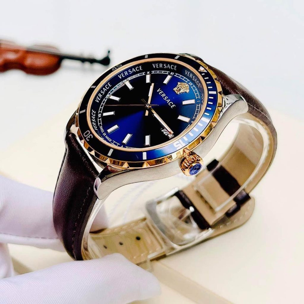 Đồng hồ Versace V11080017