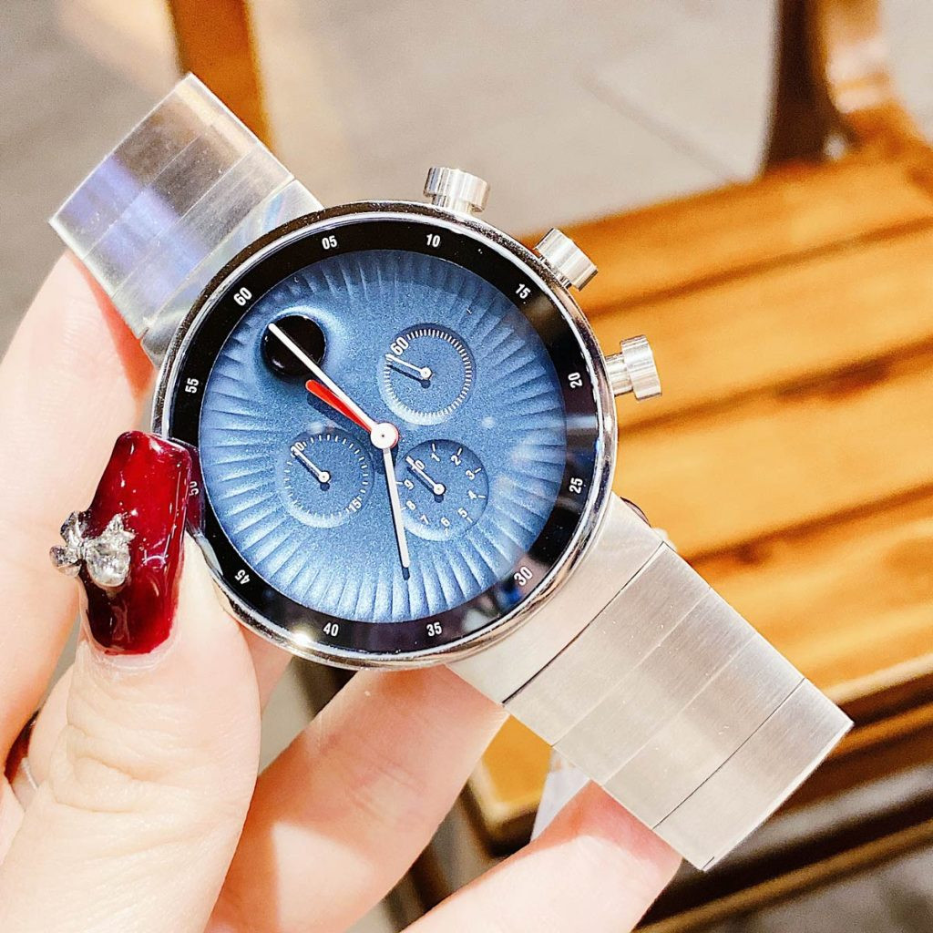 Đồng hồ Movado