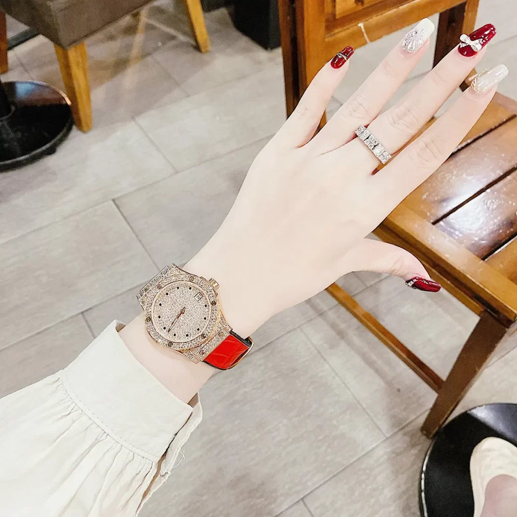 Đồng hồ Davena