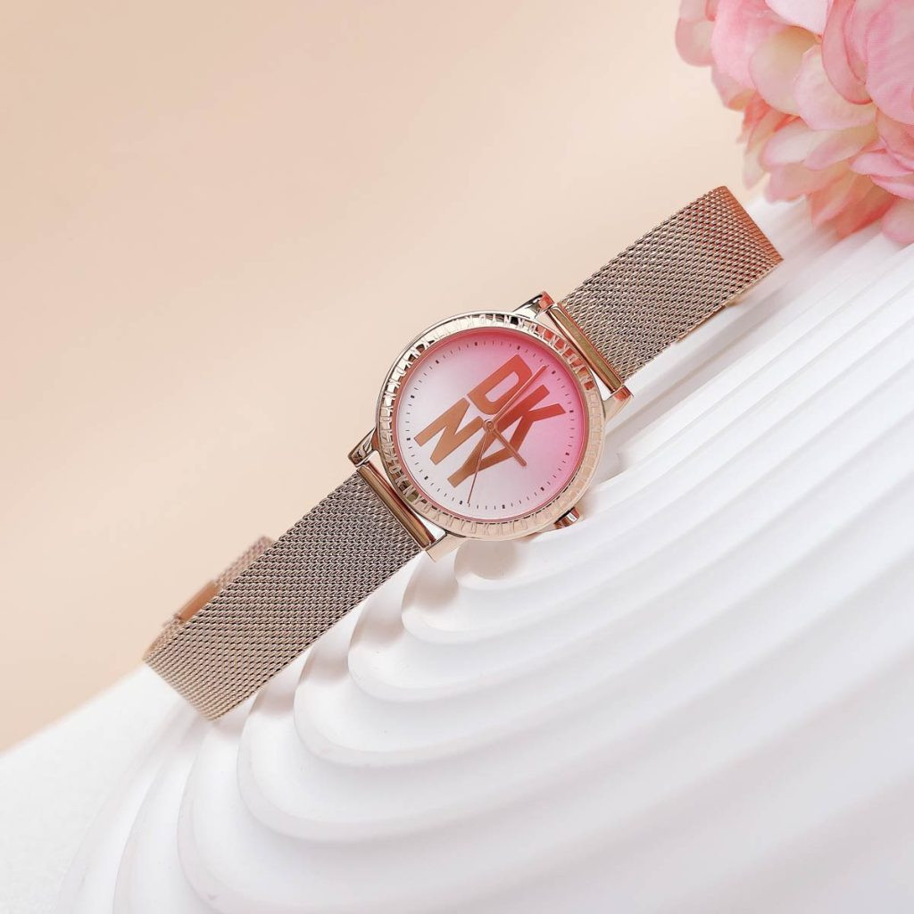Đồng hồ Dkny