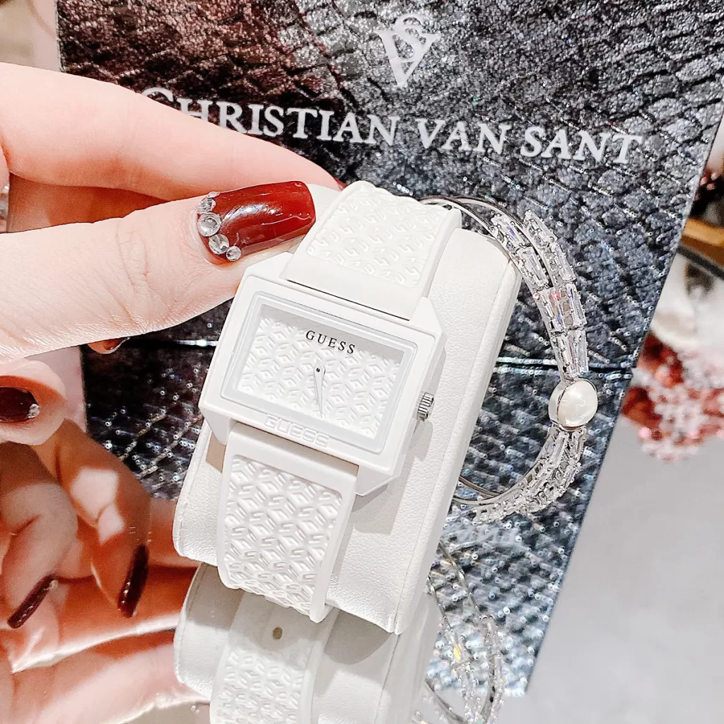 Đồng hồ Guess
