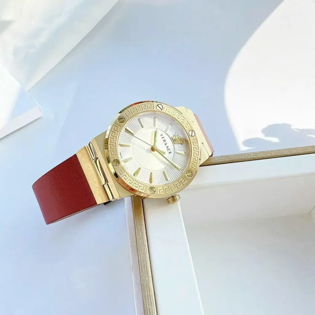 Đồng hồ Versace
