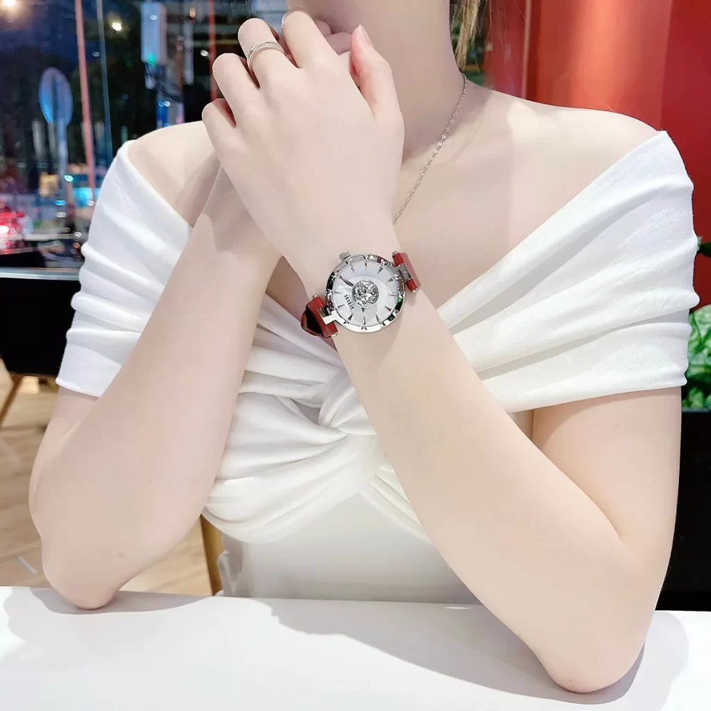 Đồng hồ Versus
