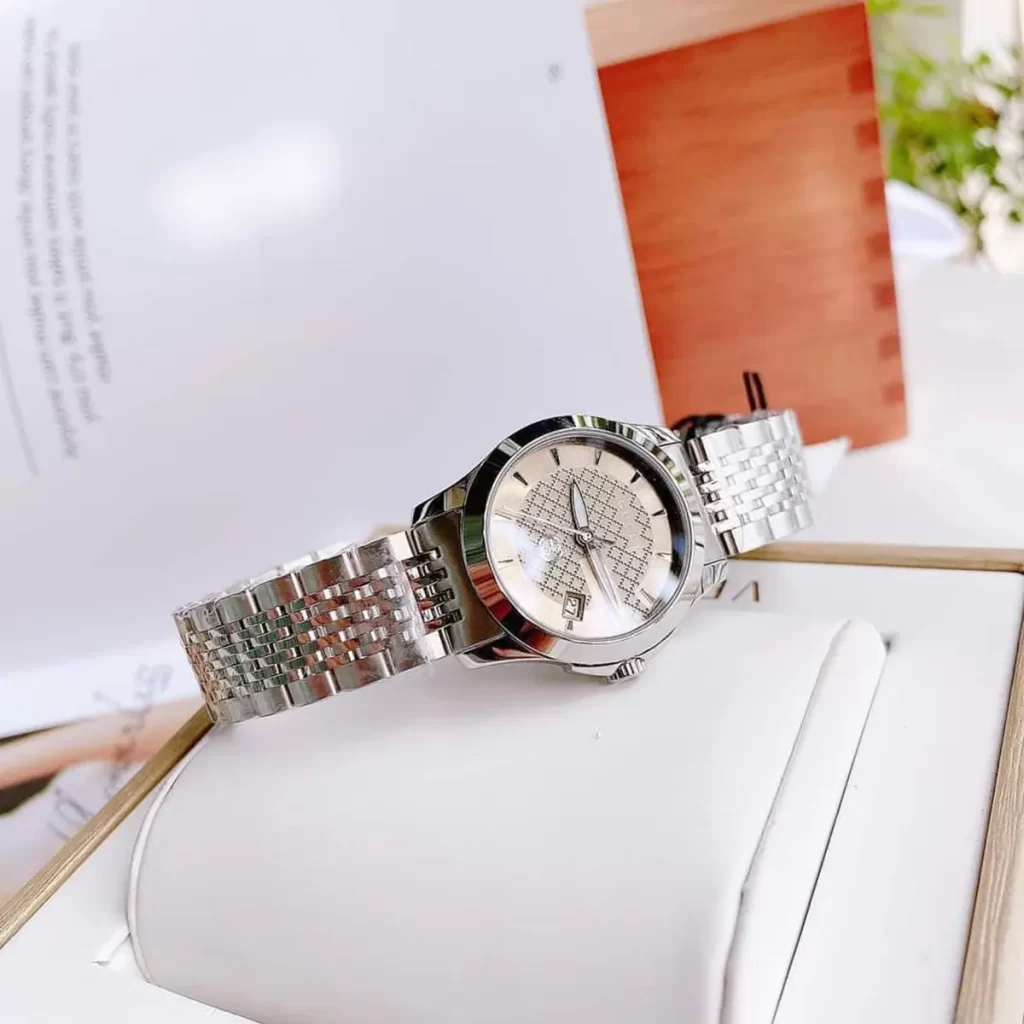 Guccii YA1264107 & YA1265007 (1)