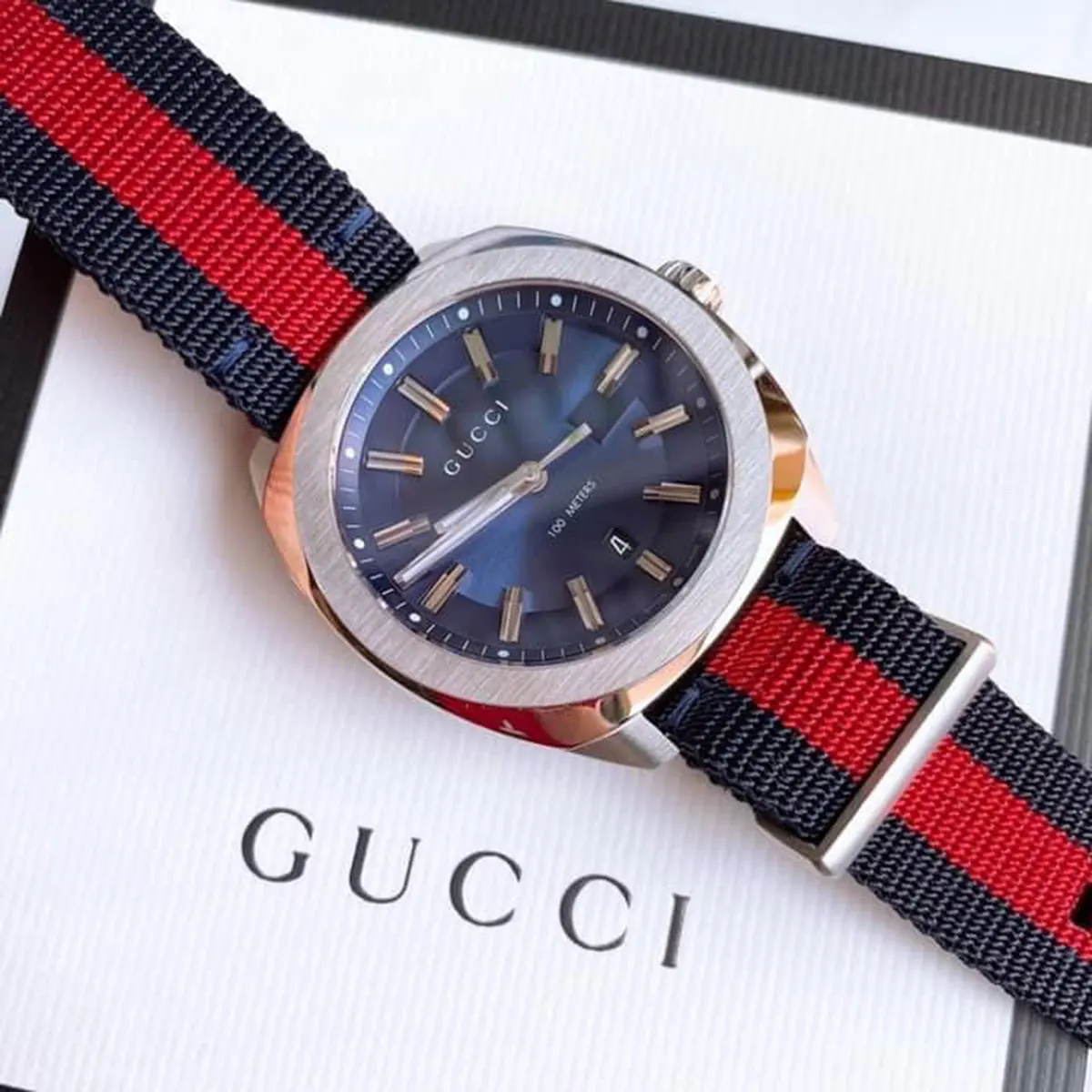 Gucci YA142304 (8)
