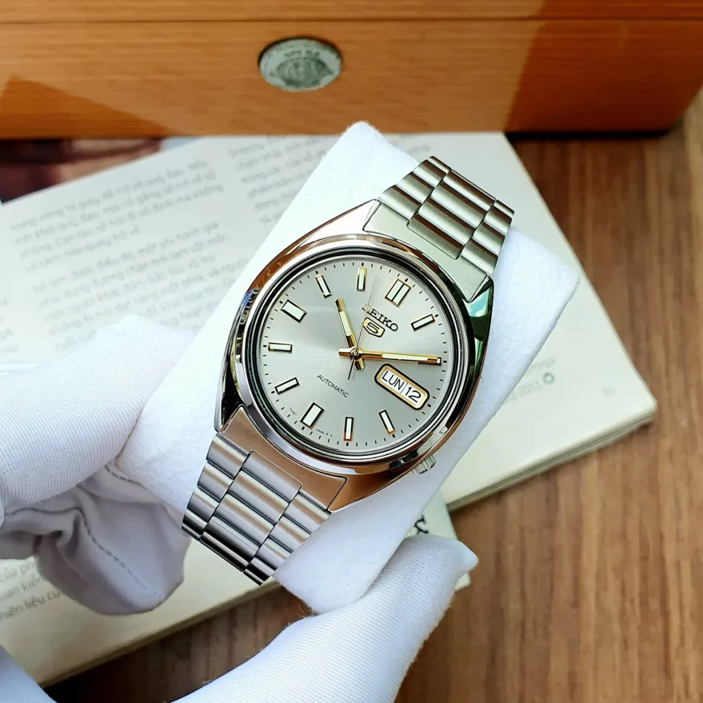 Seiko 5 SNXS75 (2)