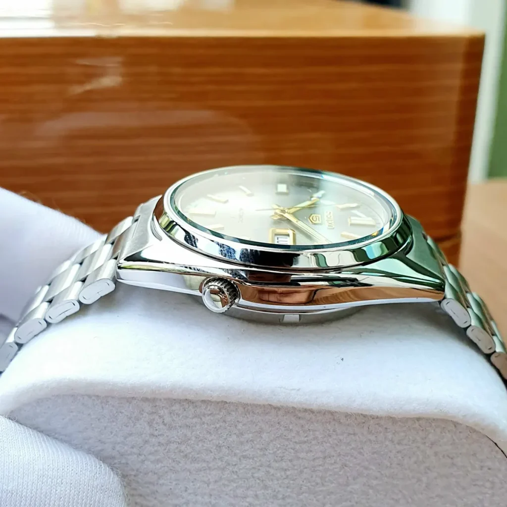 Seiko 5 SNXS75 (4)