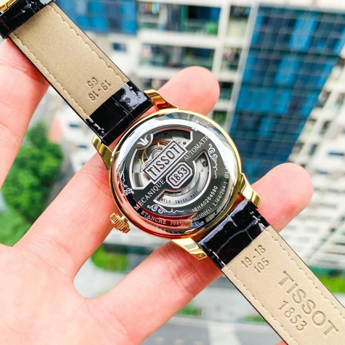 Tissot T41.5.423 (2)