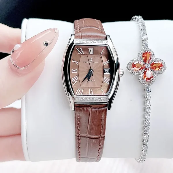 Đồng Hồ Nữ Christian Van Sant Dial Nâu Mặt Vuông