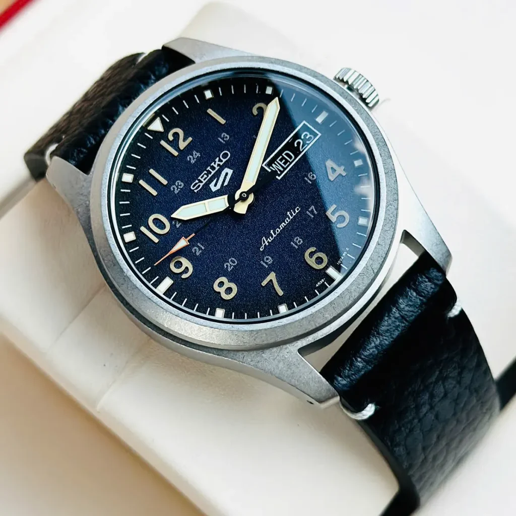 Seiko 5 Sport Automatic SRPG39K1 (1)