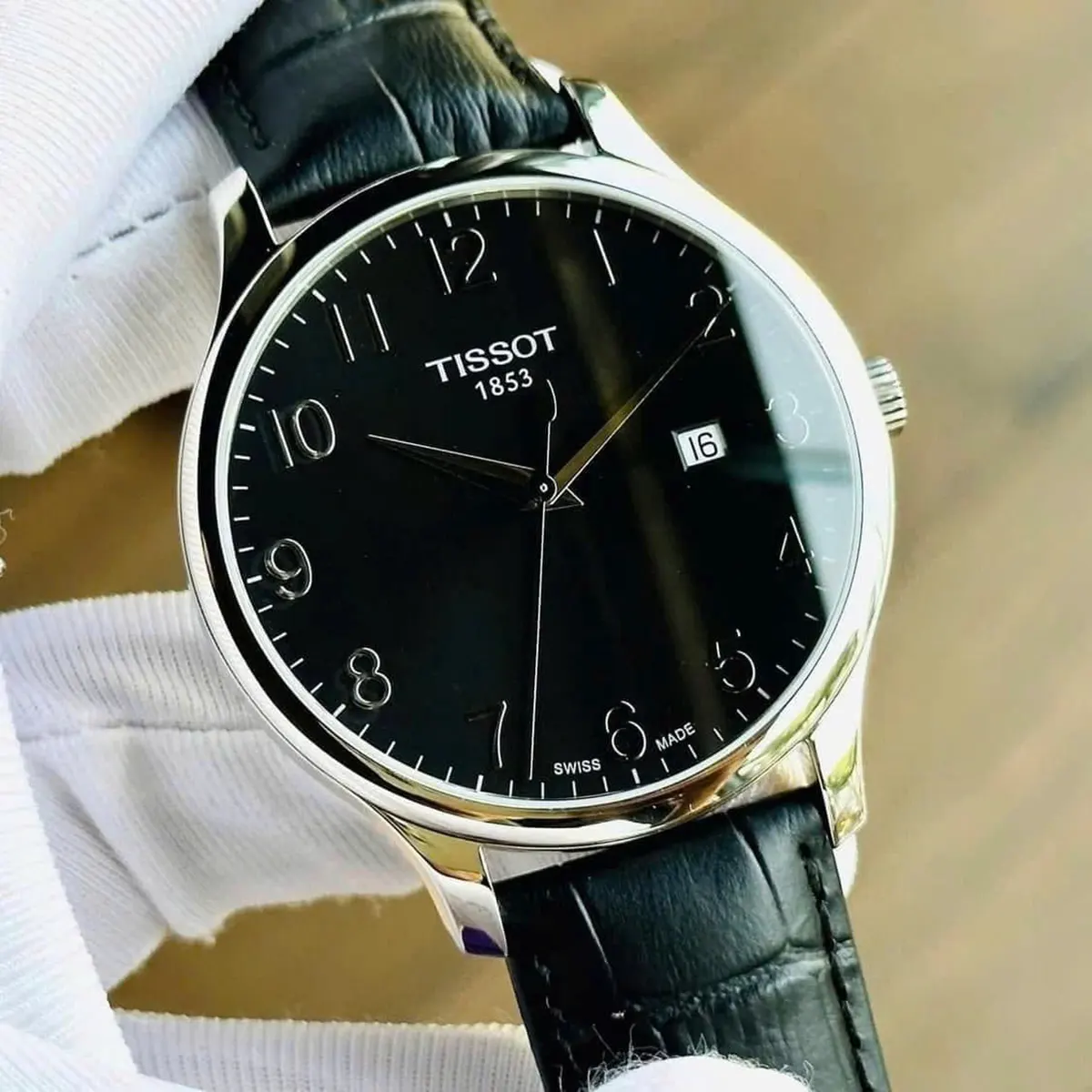 Tissot Tradition T063.610.16.052.00 (2)