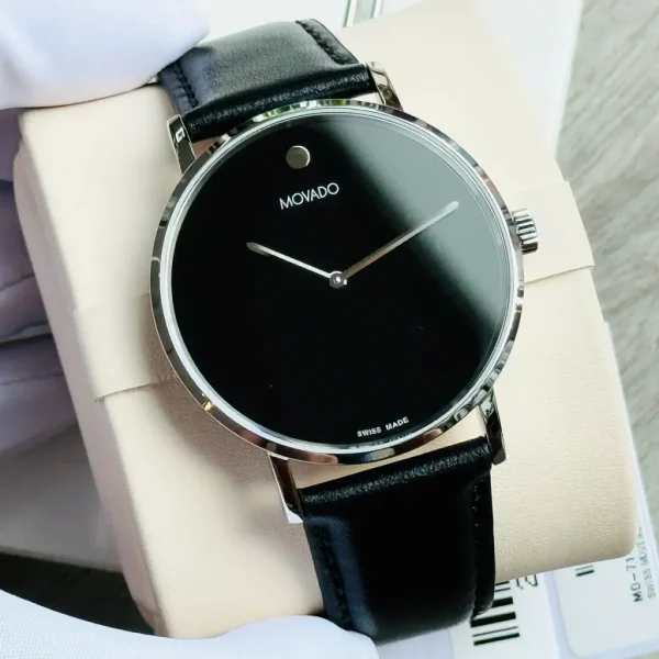 Đồng Hồ Nam Movado Quartz 0607589