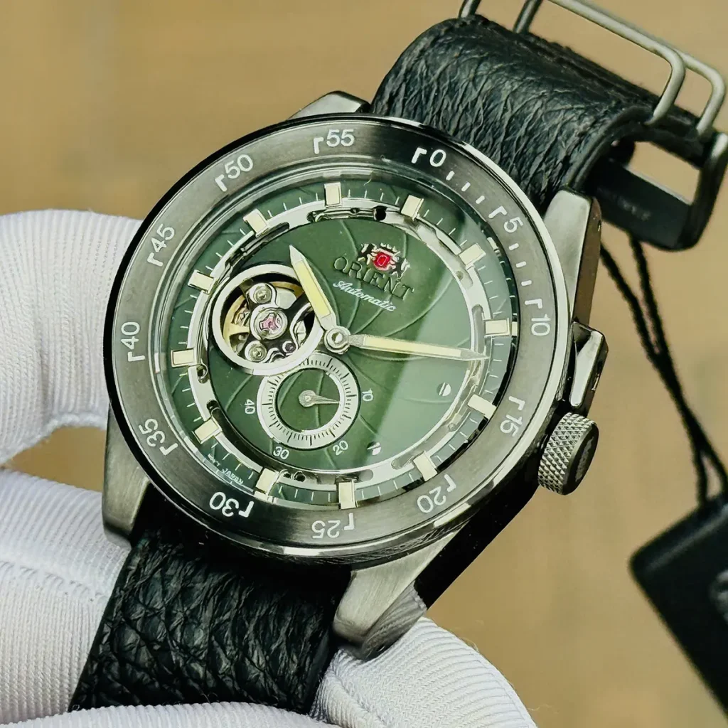 Orient Automatic RA AR0202E10B (1)