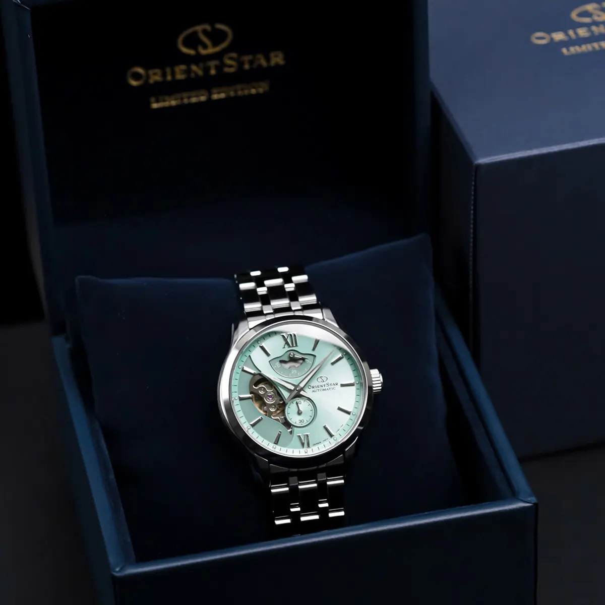 Orient Automatic RK AV0B12E (1)